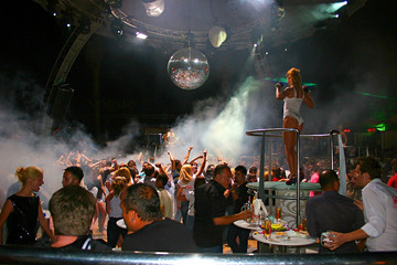 Wild vacation sex in Turkey: Day 1 - Group sex to celebrate the vacation, part 4